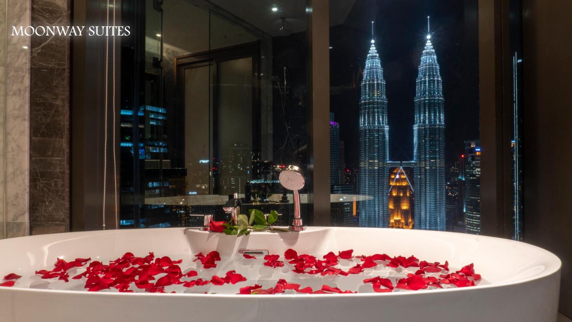 Imperial Luxury Klcc By Moonway * Kuala Lumpur